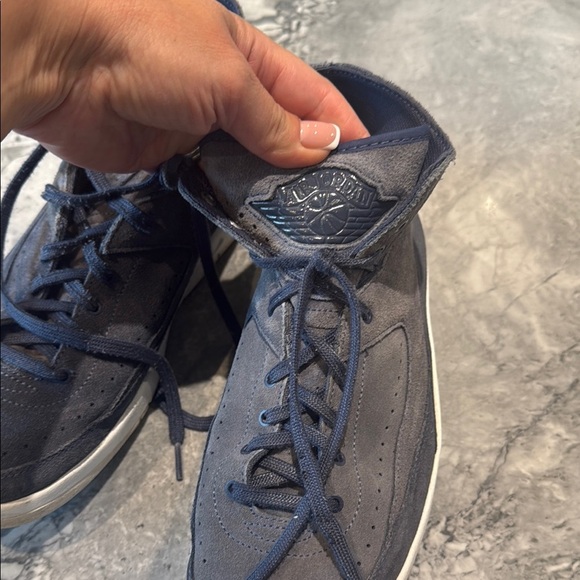 Men suade air Jordan Gray Nike Sneakers size US 9  European 42 1/2 - Picture 3 of 9